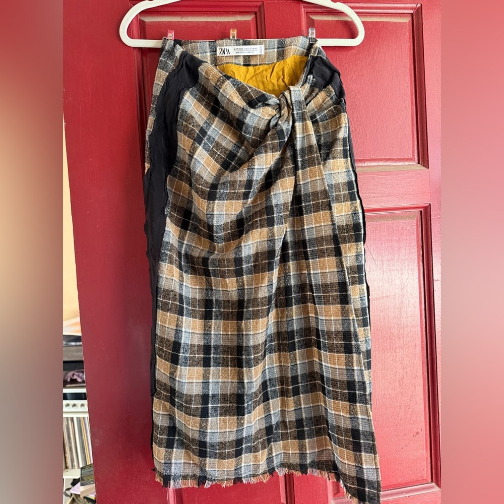 Zara Limited Edition Plaid Skirt XS